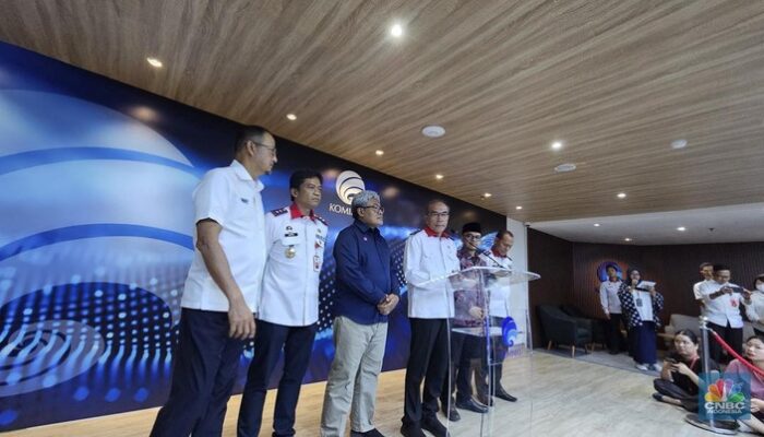 PDN Sementara Diserang, Hal ini Bedanya dengan Pusat Informasi Nassional