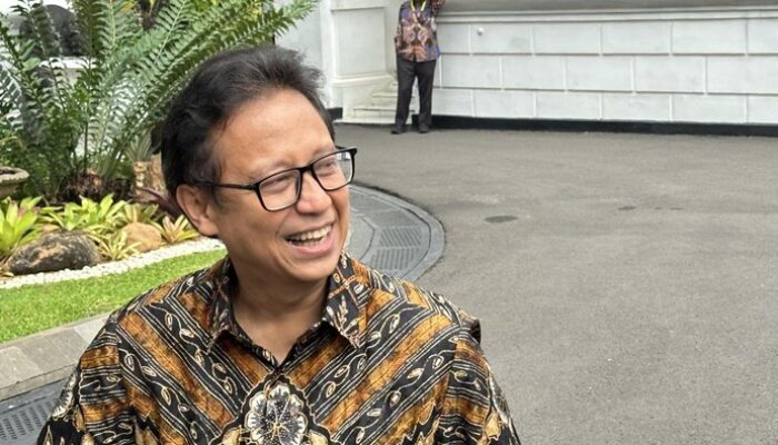 Menkes-Menperin Rapat Bareng Jokowi di dalam Istana, Bahas Jalan keluar dan juga Alkes Mahal